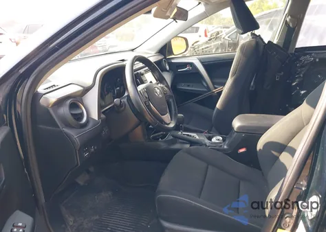 2018 Toyota Rav4 Xle from USA, damaged, VIN JTMRFREV5JJ180599